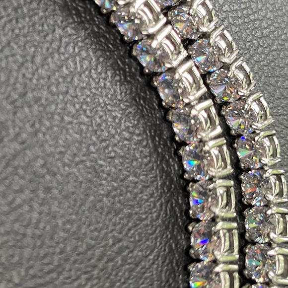 5mm 18k White Gold Signature Tennis Necklace 18” - Picture 3 of 5